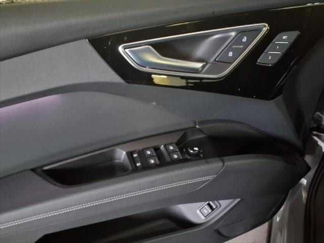 2025 Audi Q4 e-tron Premium Plus - Photo 10