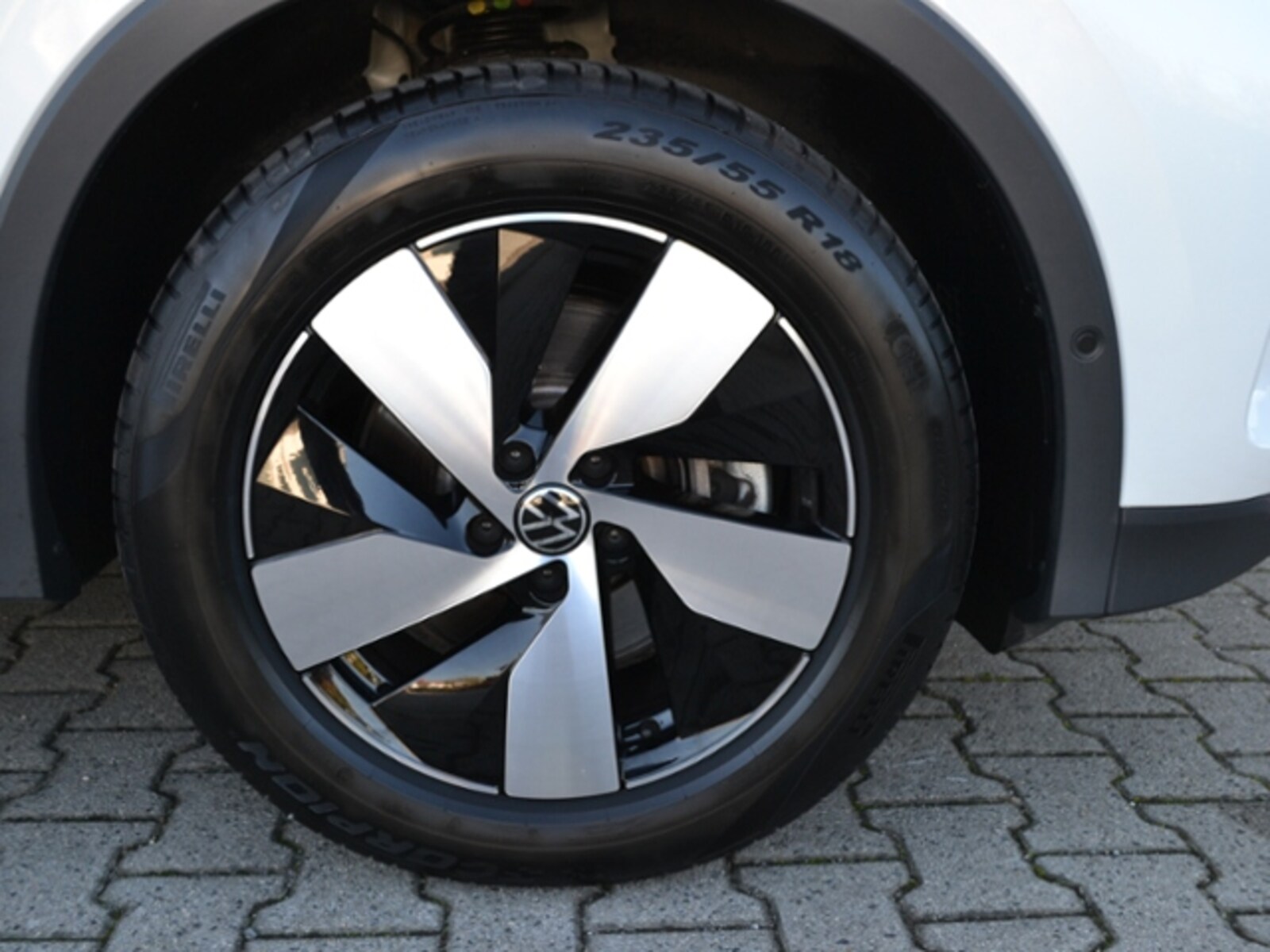 Volkswagen Tiguan – Bild 6