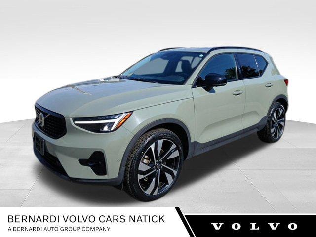2023 Volvo XC40