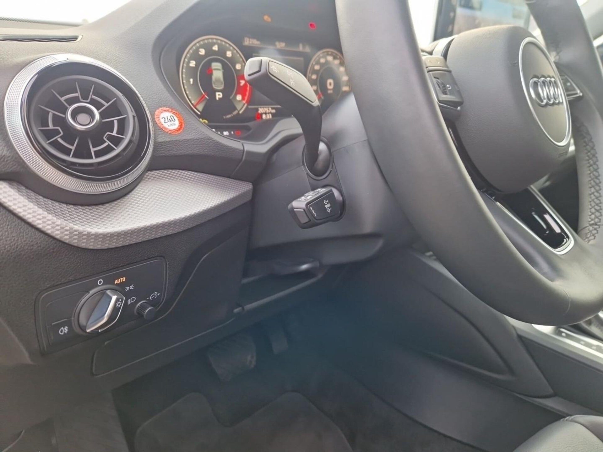 Audi Q2 S line