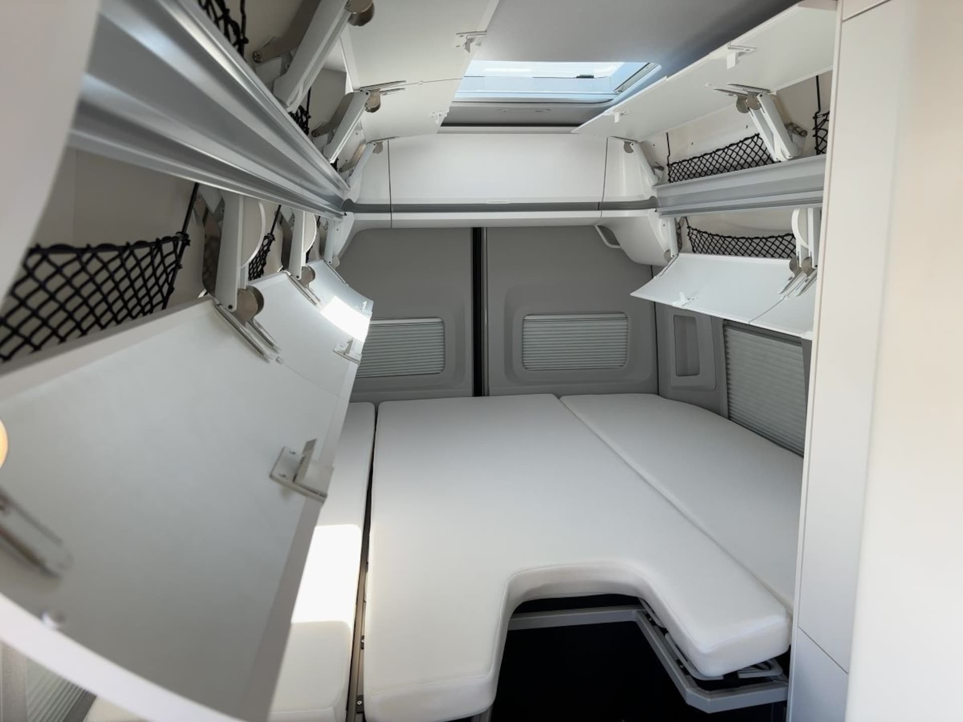 Volkswagen Grand California 680
