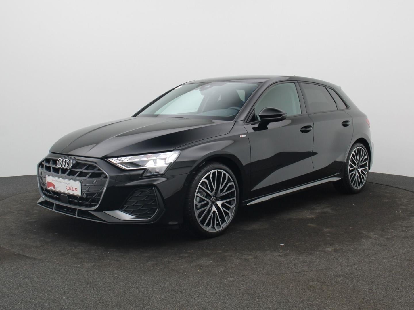 Bild über Audi A3 Sportback S line 35 TDI S tronic - für weitere Informationen kontaktieren Sie den Audi Partner