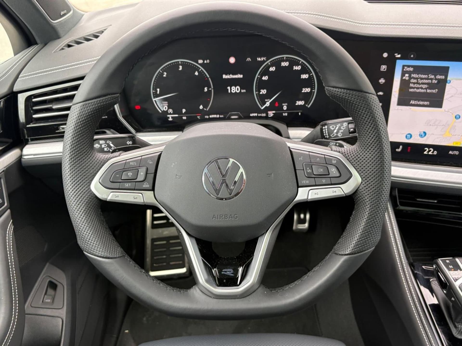 Volkswagen Touareg R-Line