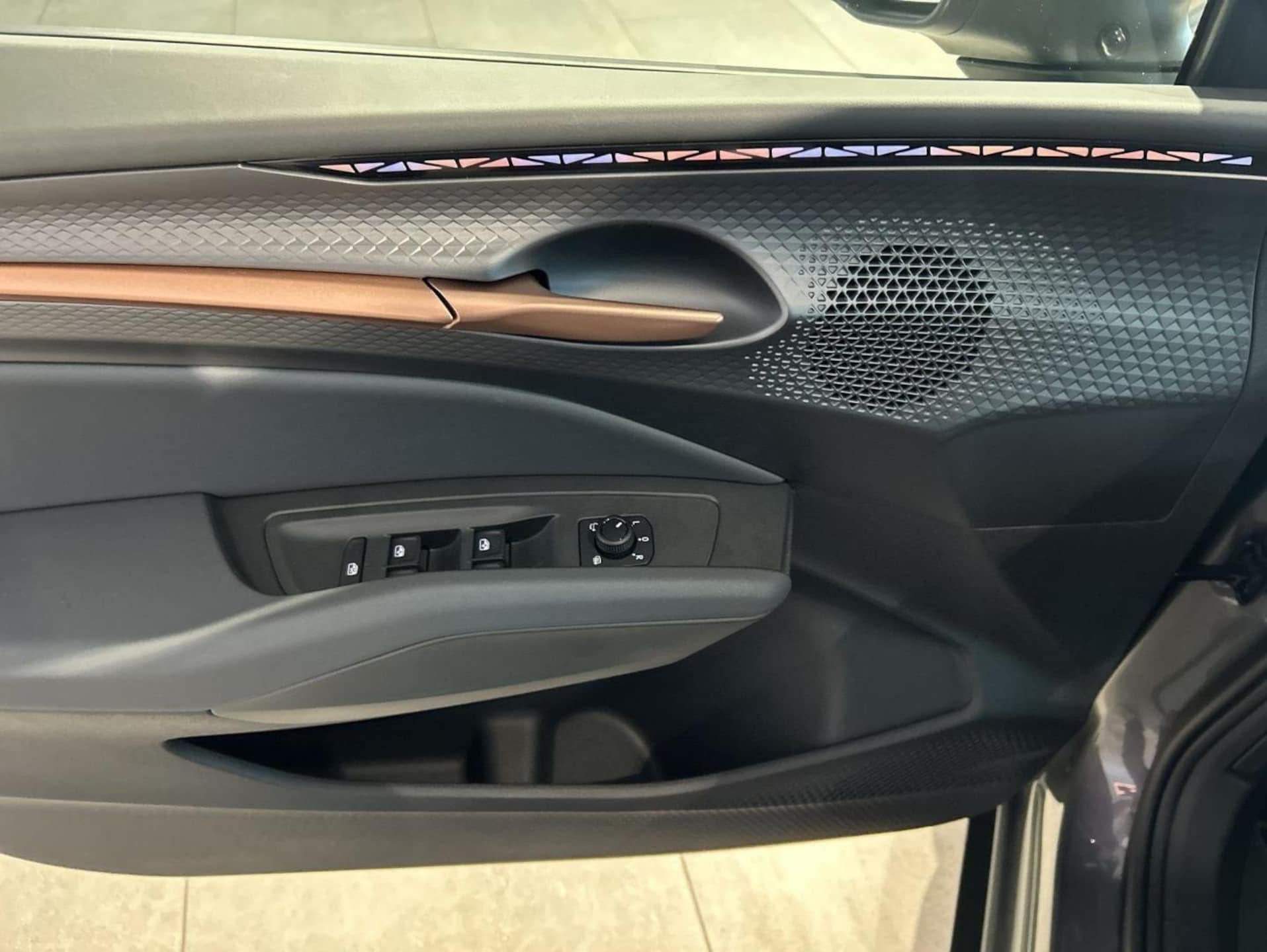 CUPRA Raval Endurance