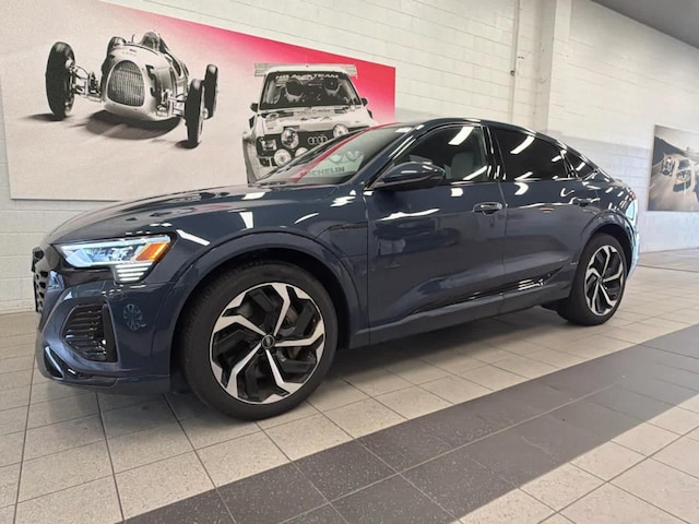 Photo of 2024 Audi Q8 Sportback e-tron