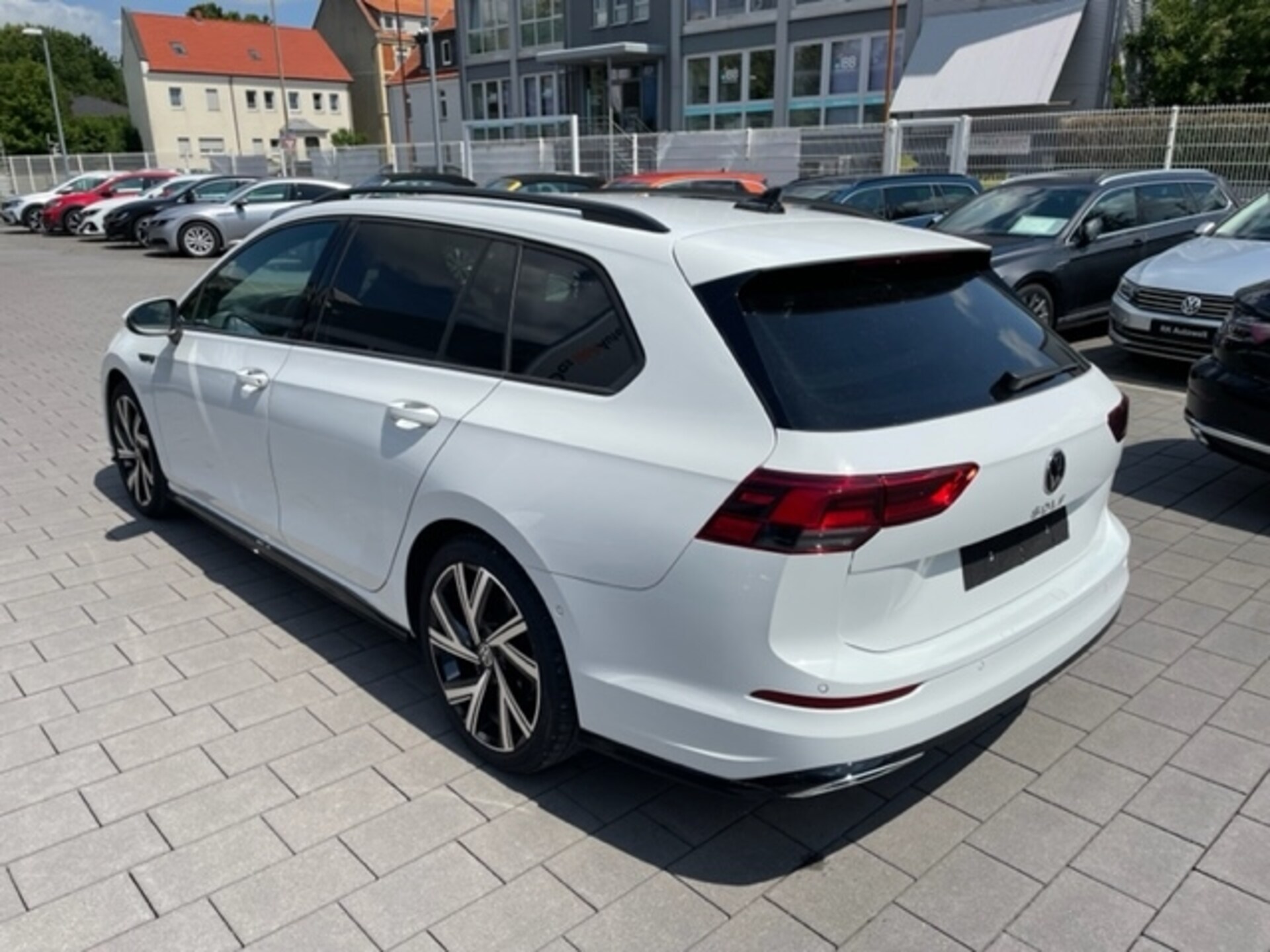 Volkswagen Golf Variant R-Line