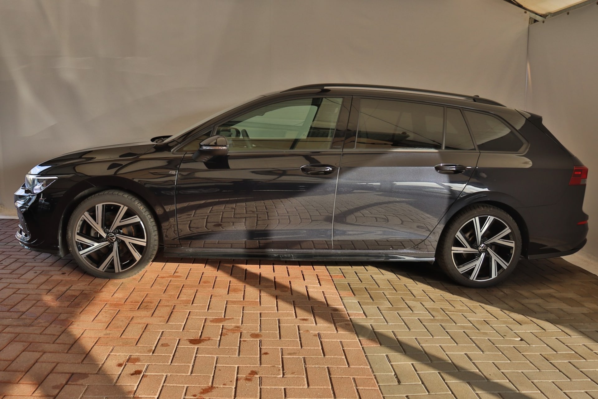 Volkswagen Golf Variant R-Line