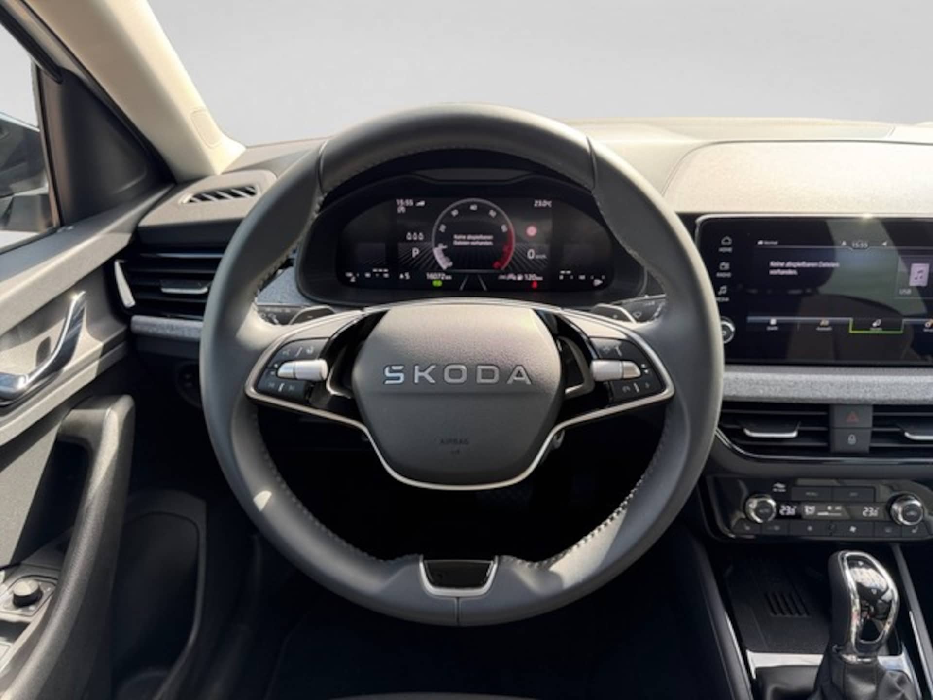 Skoda Scala Tour