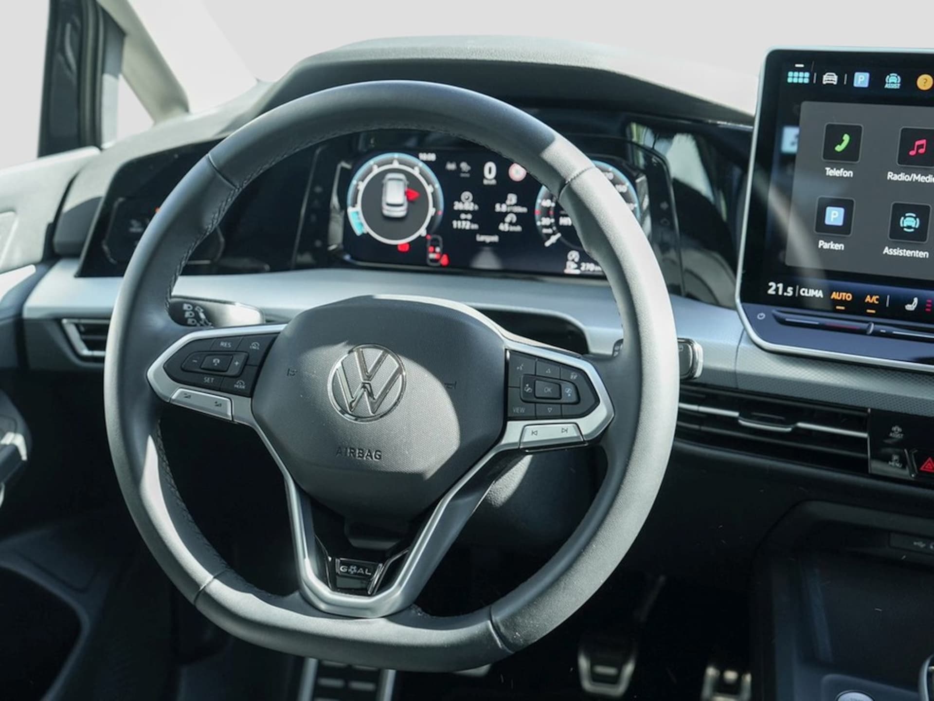 Volkswagen Golf Life