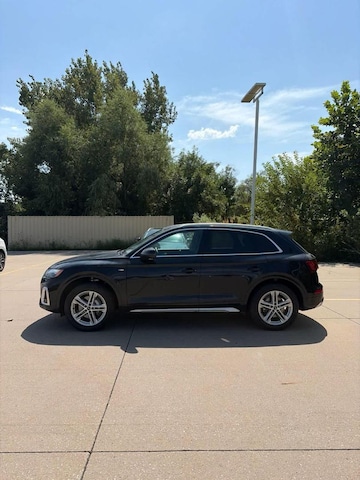 2025 Audi Q5 TFSI e