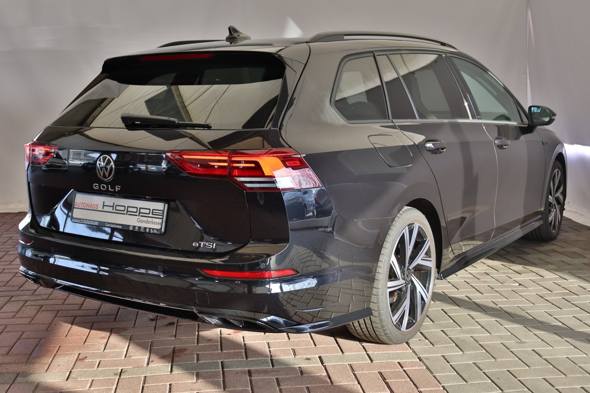 Volkswagen Golf Variant R-Line