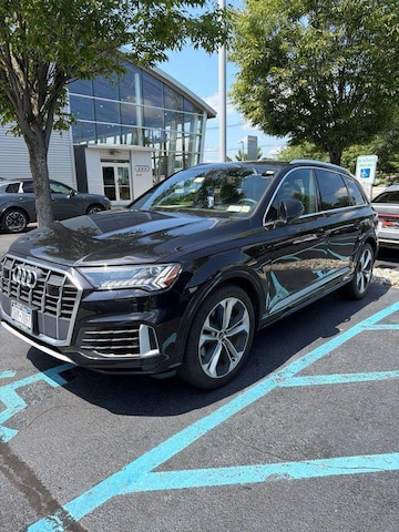 2021 Audi Q7 Prestige AWD photo