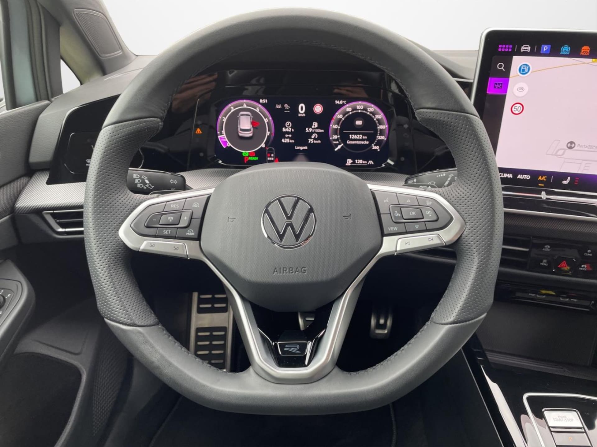 Volkswagen Golf R-Line