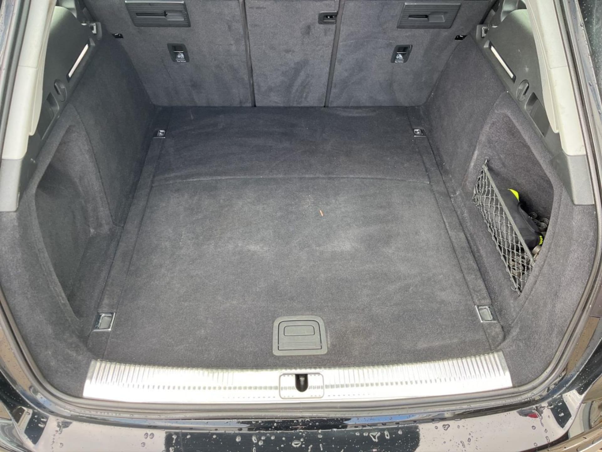 Audi A4 Avant S line