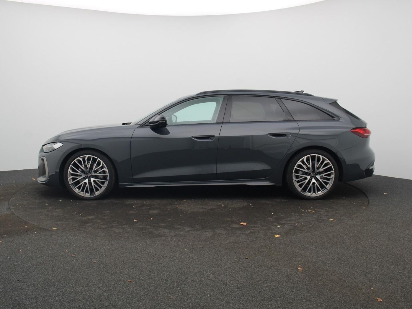 Bild über Audi A5 Avant TDI 150 kW S tronic - für weitere Informationen kontaktieren Sie den Audi Partner