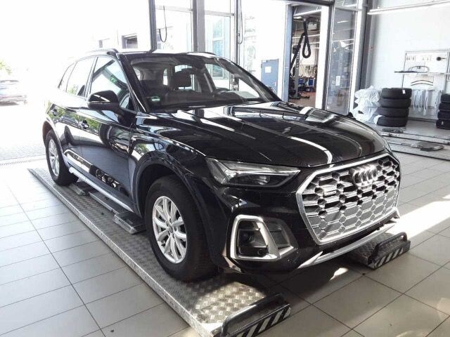 Image about Audi Q5 40 TDI quattro S tronic