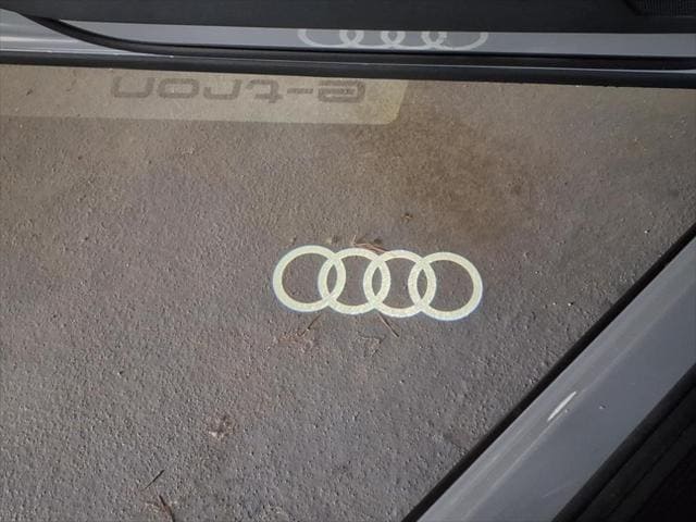 2025 Audi Q4 e-tron Premium Plus - Photo 14