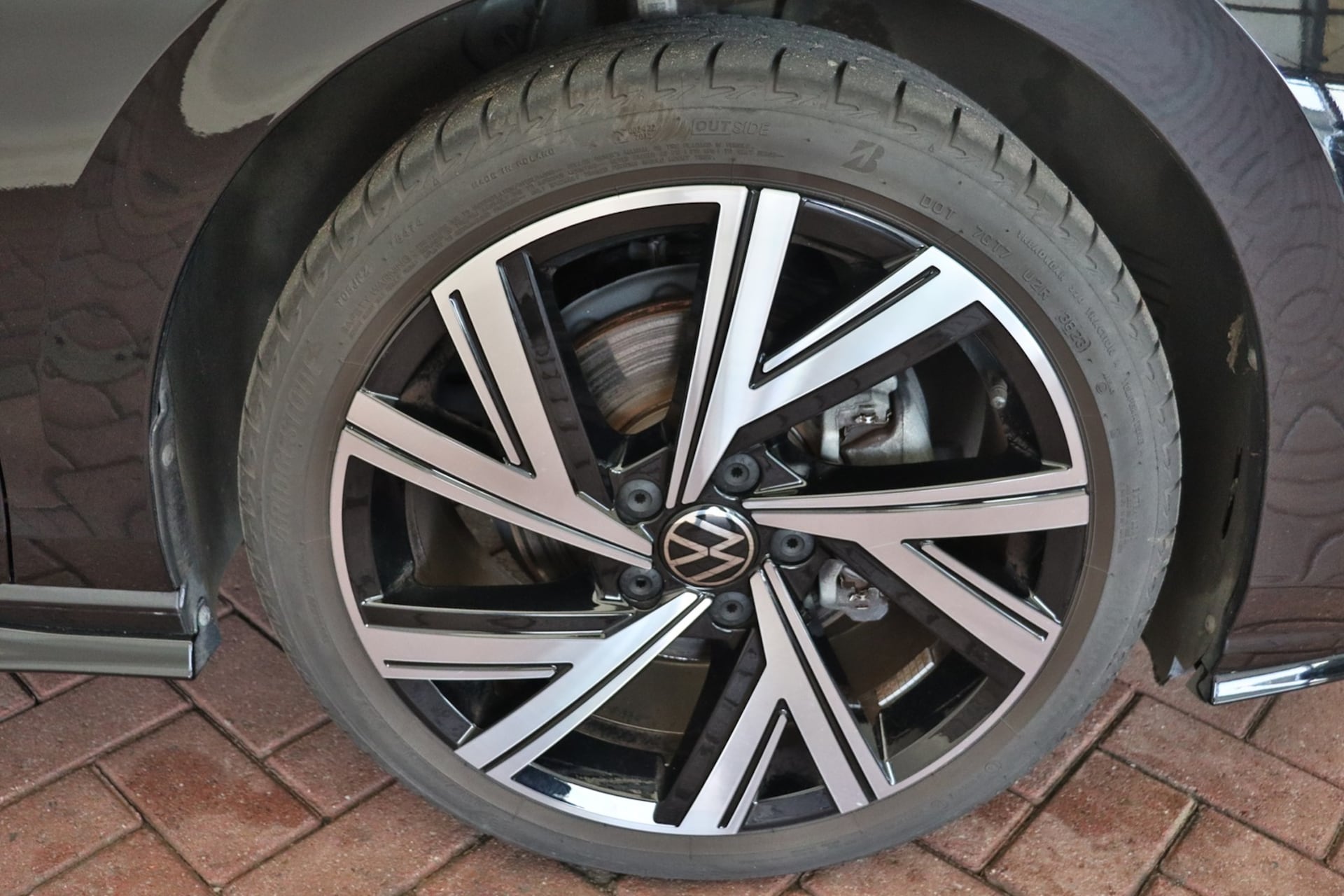 Volkswagen Golf Variant R-Line