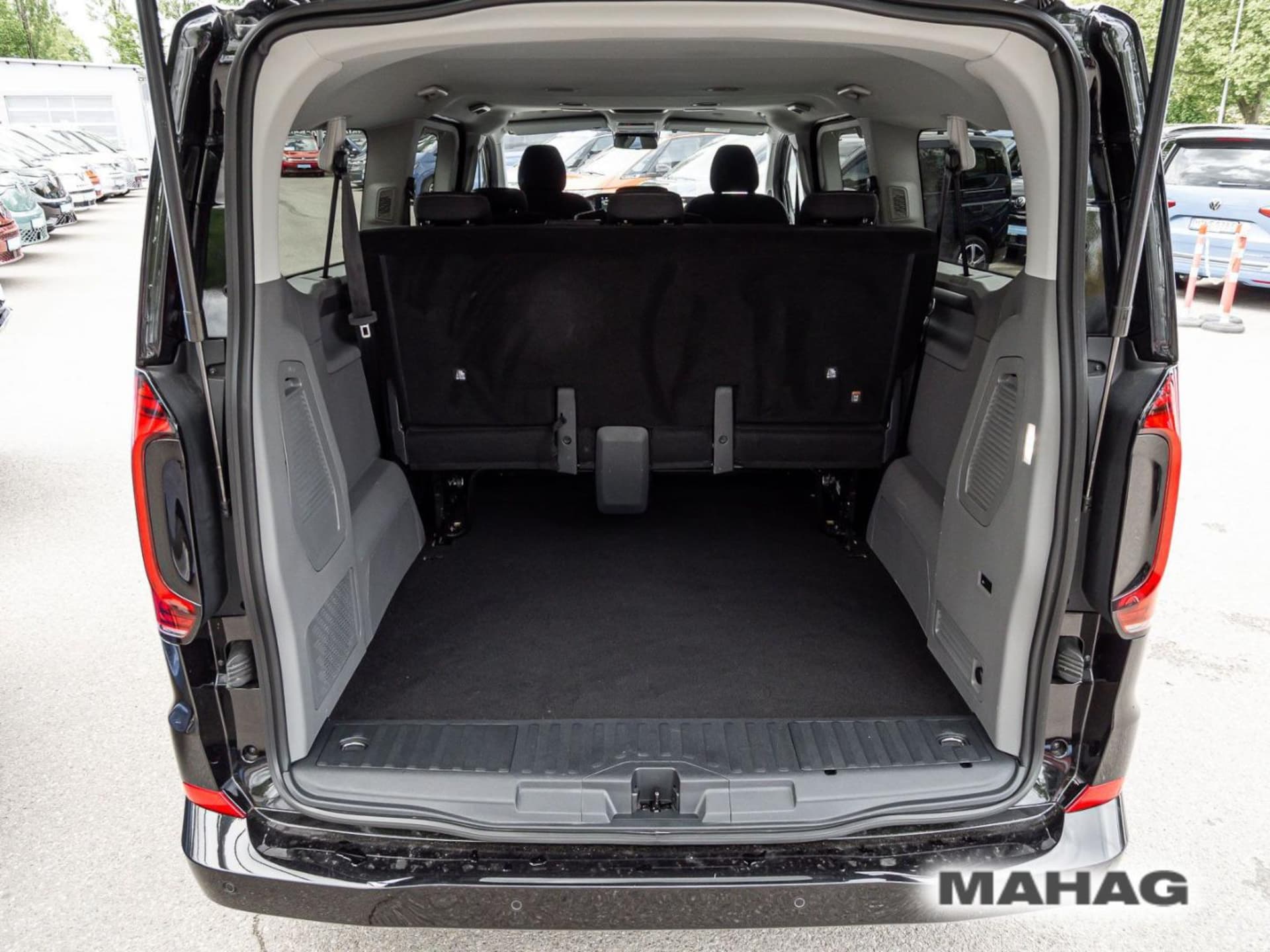 Volkswagen Caravelle langer Radstand Style