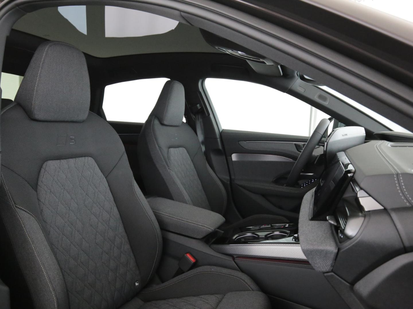 Bild über Audi A6 Limousine edition one TDI quattro 150 kW S tronic - für weitere Informationen kontaktieren Sie den Audi Partner