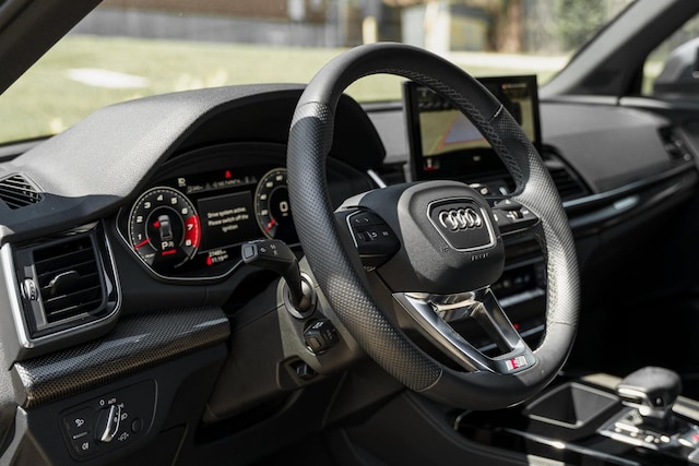 2023 Audi SQ5 Sportback Premium Plus - Photo 9