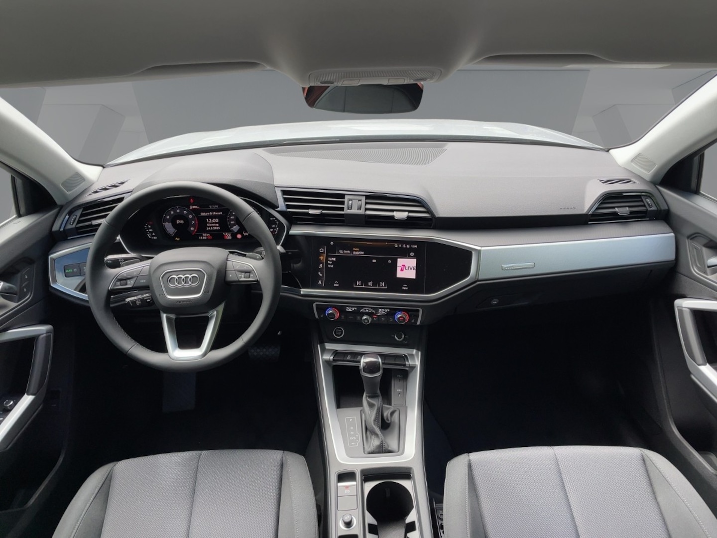 Bild über Audi Q3 advanced 35 TFSI S tronic - für weitere Informationen kontaktieren Sie den Audi Partner