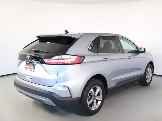 2021 Ford Edge