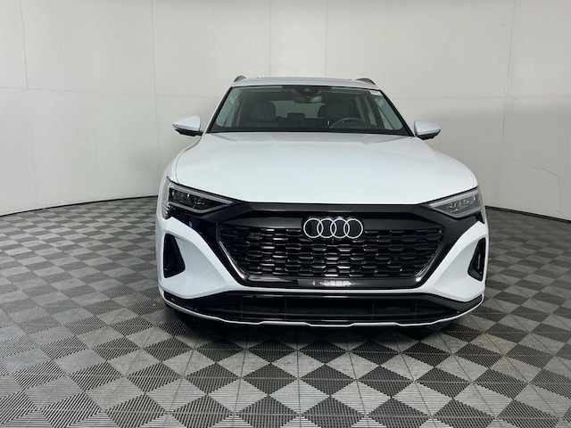 2024 Audi Q8 e-tron