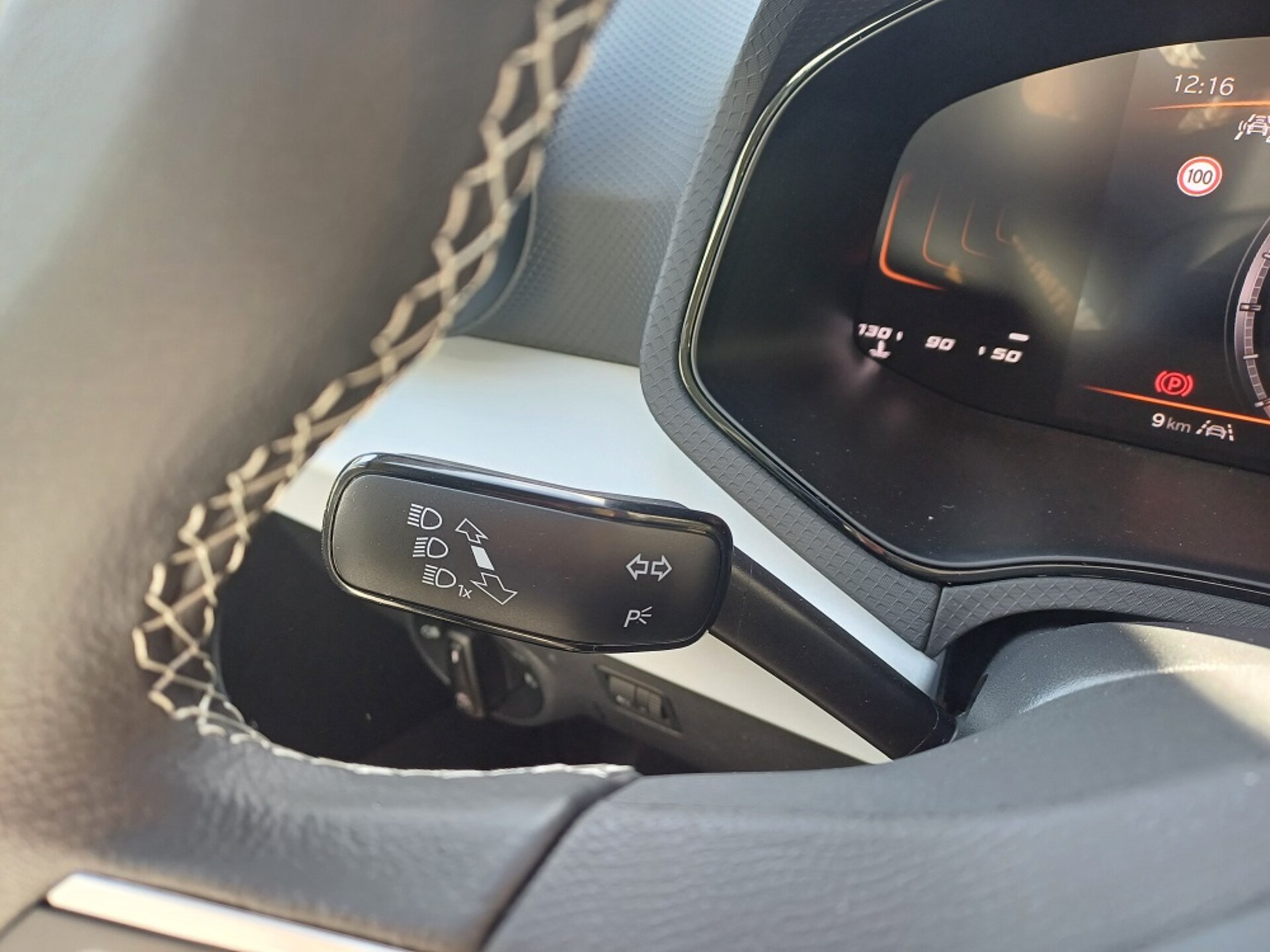 SEAT Arona Reference