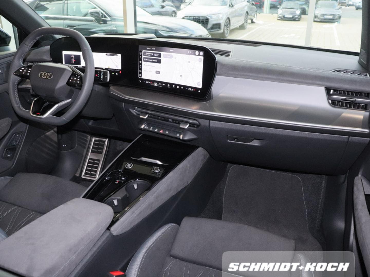 Bild über Audi Q3 SUV TFSI quattro 195 kW S tronic - für weitere Informationen kontaktieren Sie den Audi Partner