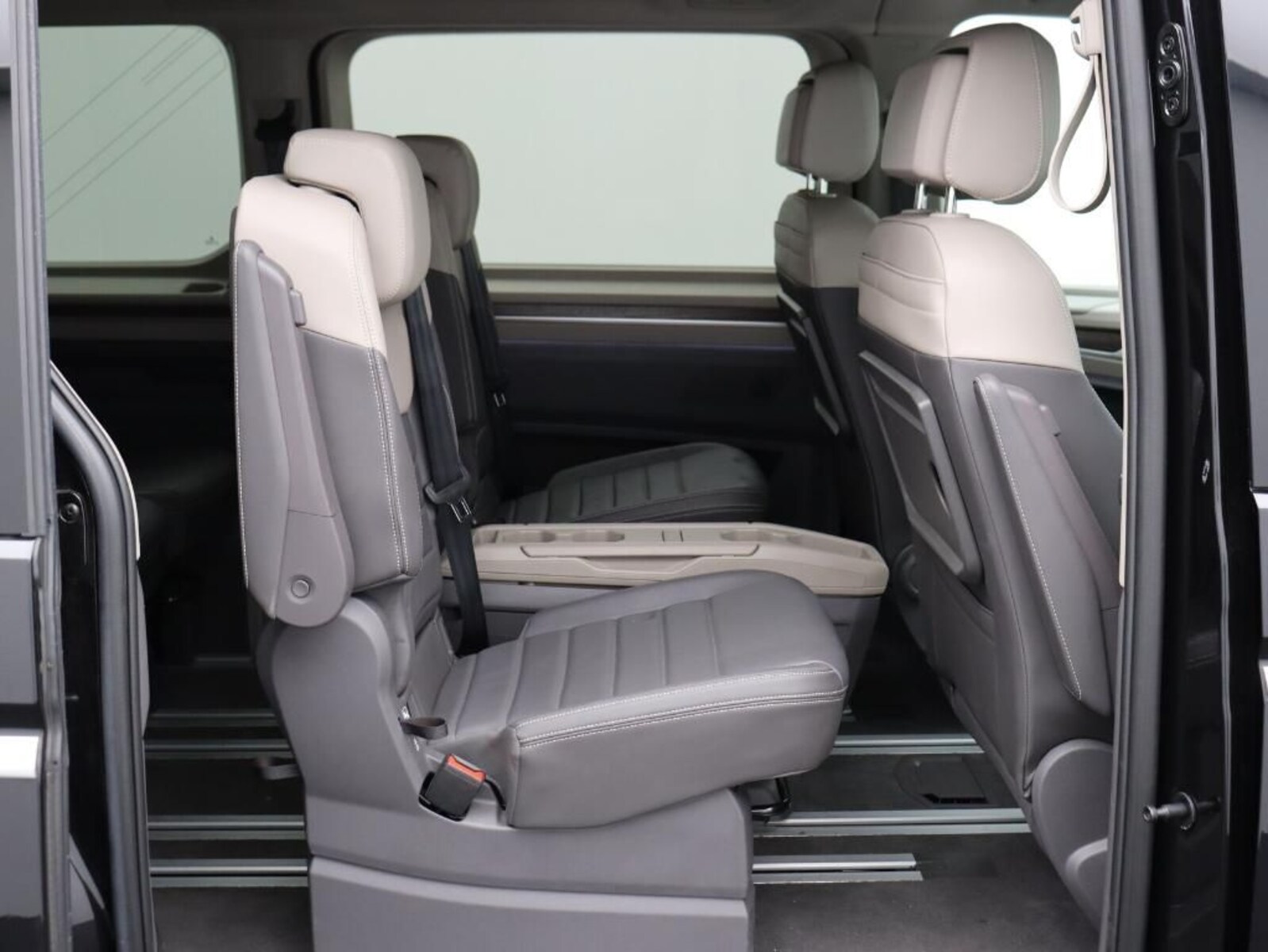 Volkswagen Multivan Langversion – Bild 7