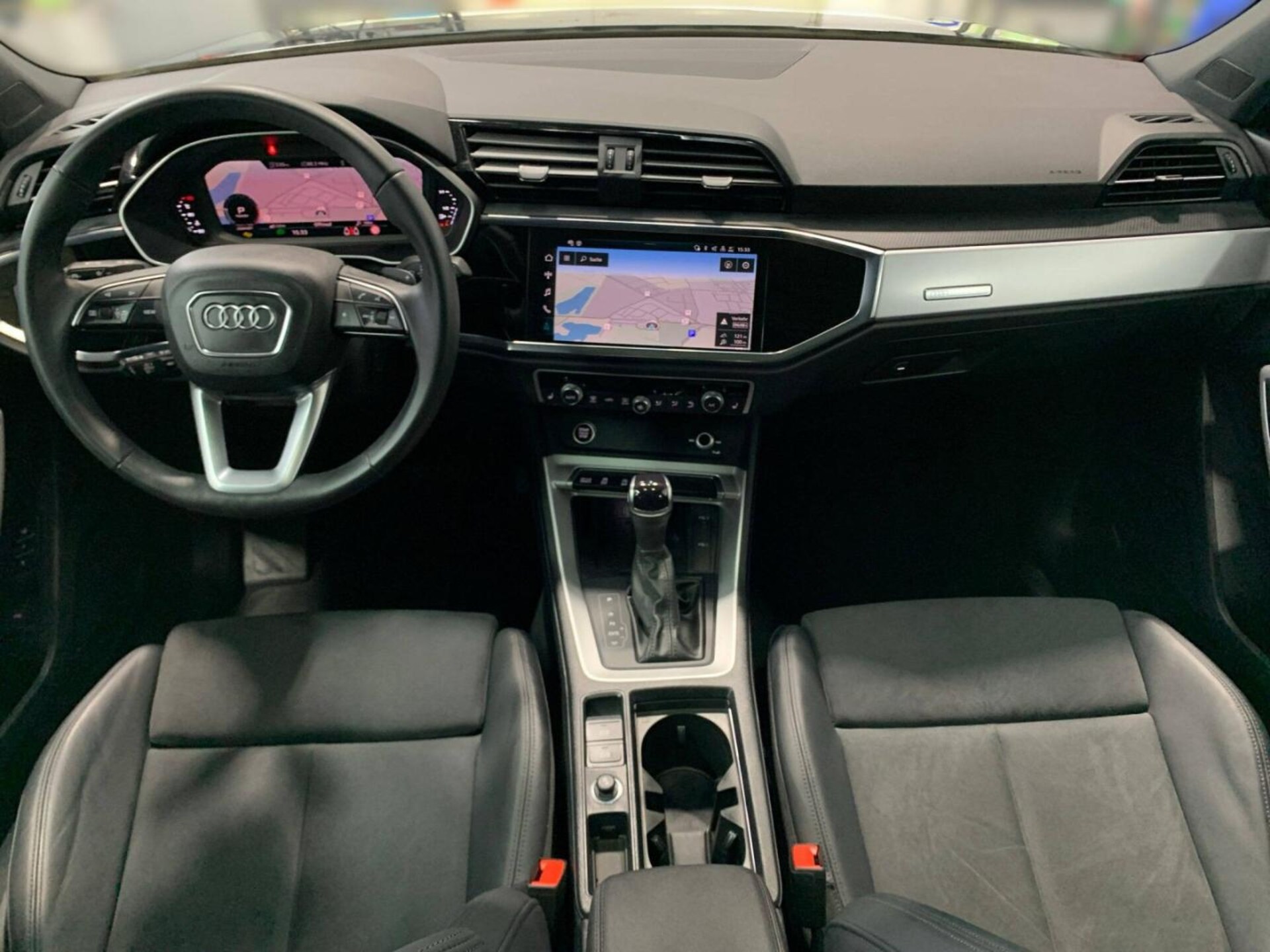 Audi Q3 Sportback S line