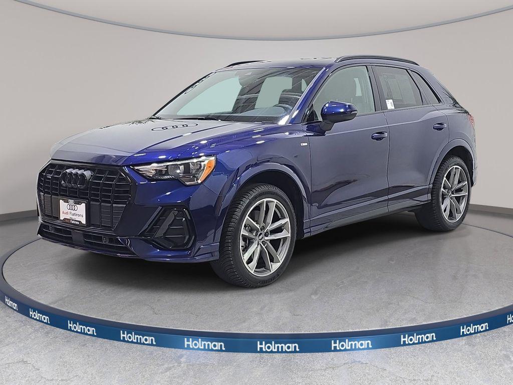 2021 Audi Q3 45 TFSI S Line Premium quattro's photo