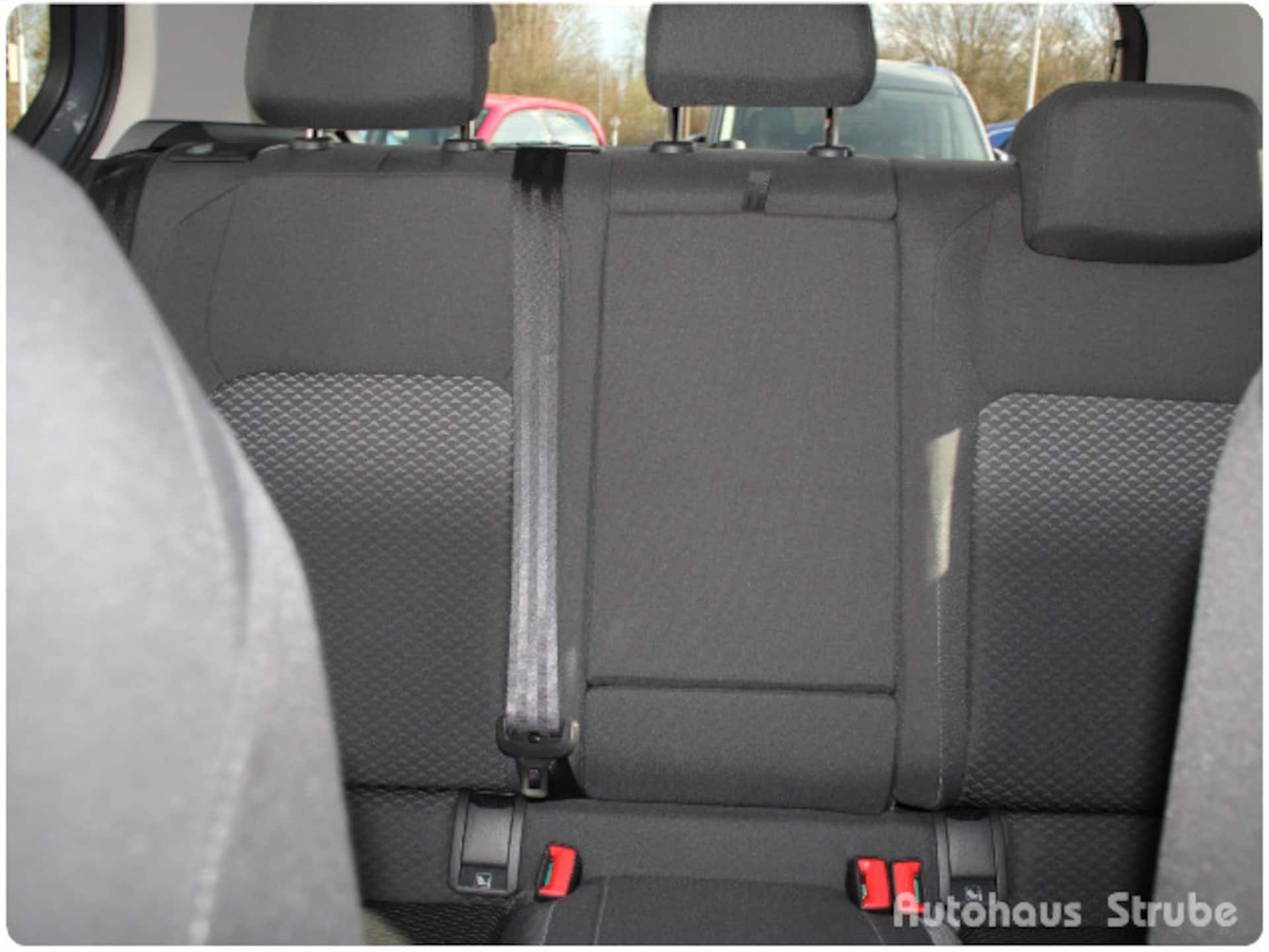 Volkswagen Golf Active