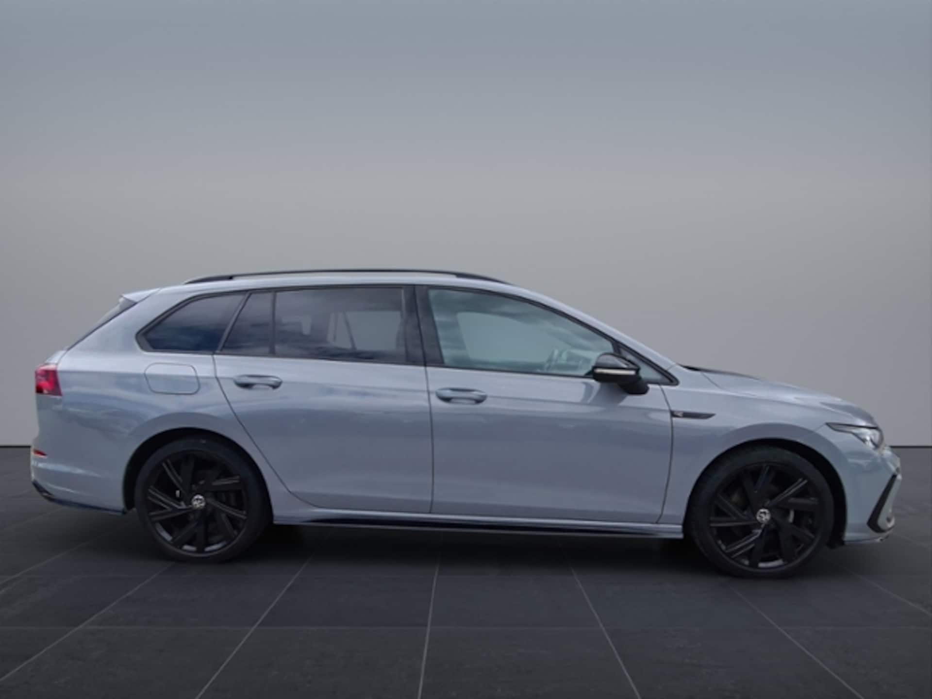 Volkswagen Golf Variant R-Line