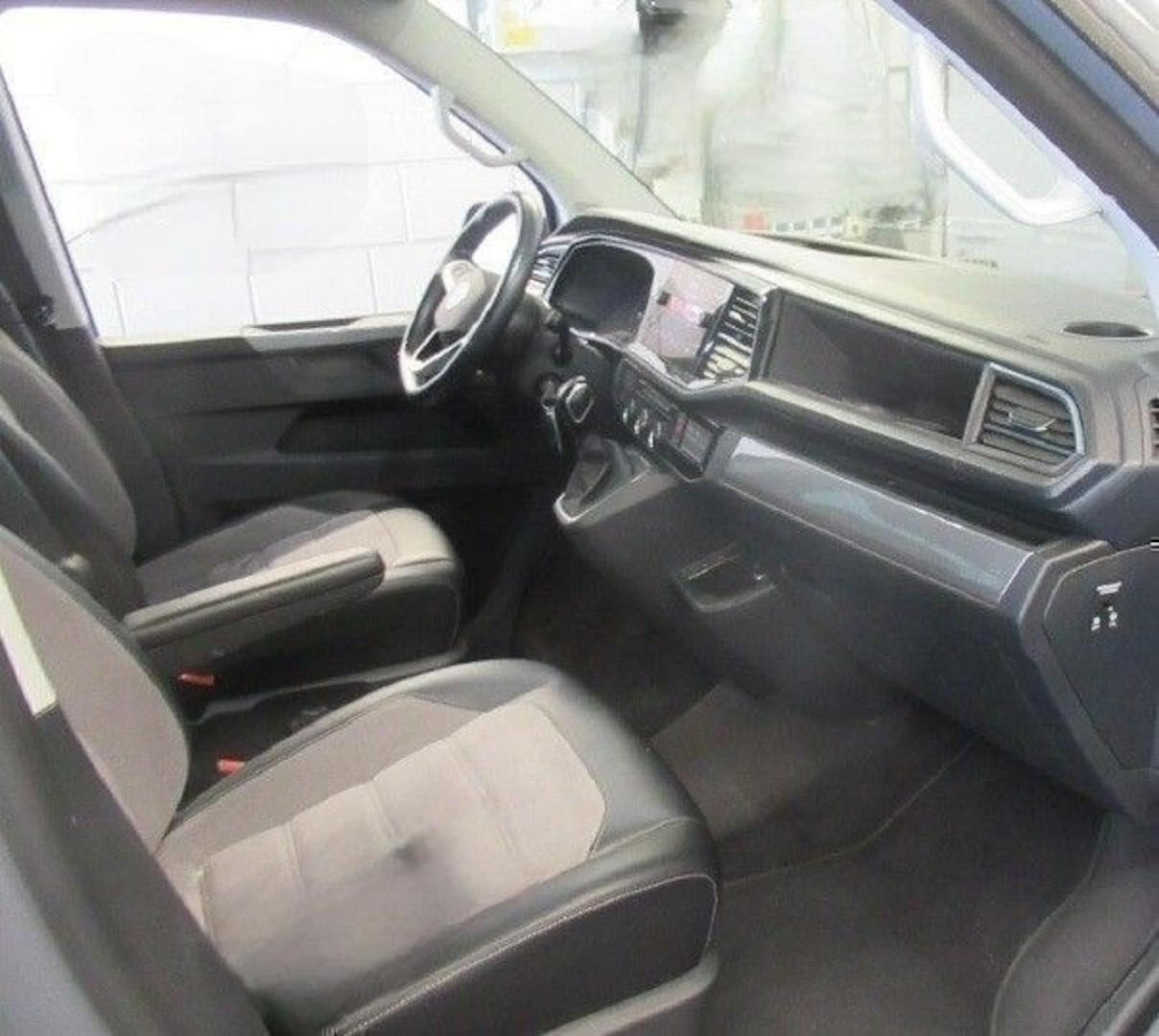 Volkswagen T6.1 Multivan Comfortline