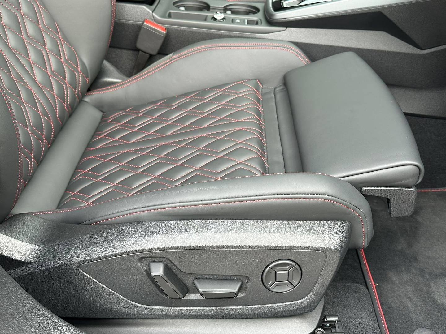 Image about Audi S3 Sportback TFSI quattro S tronic