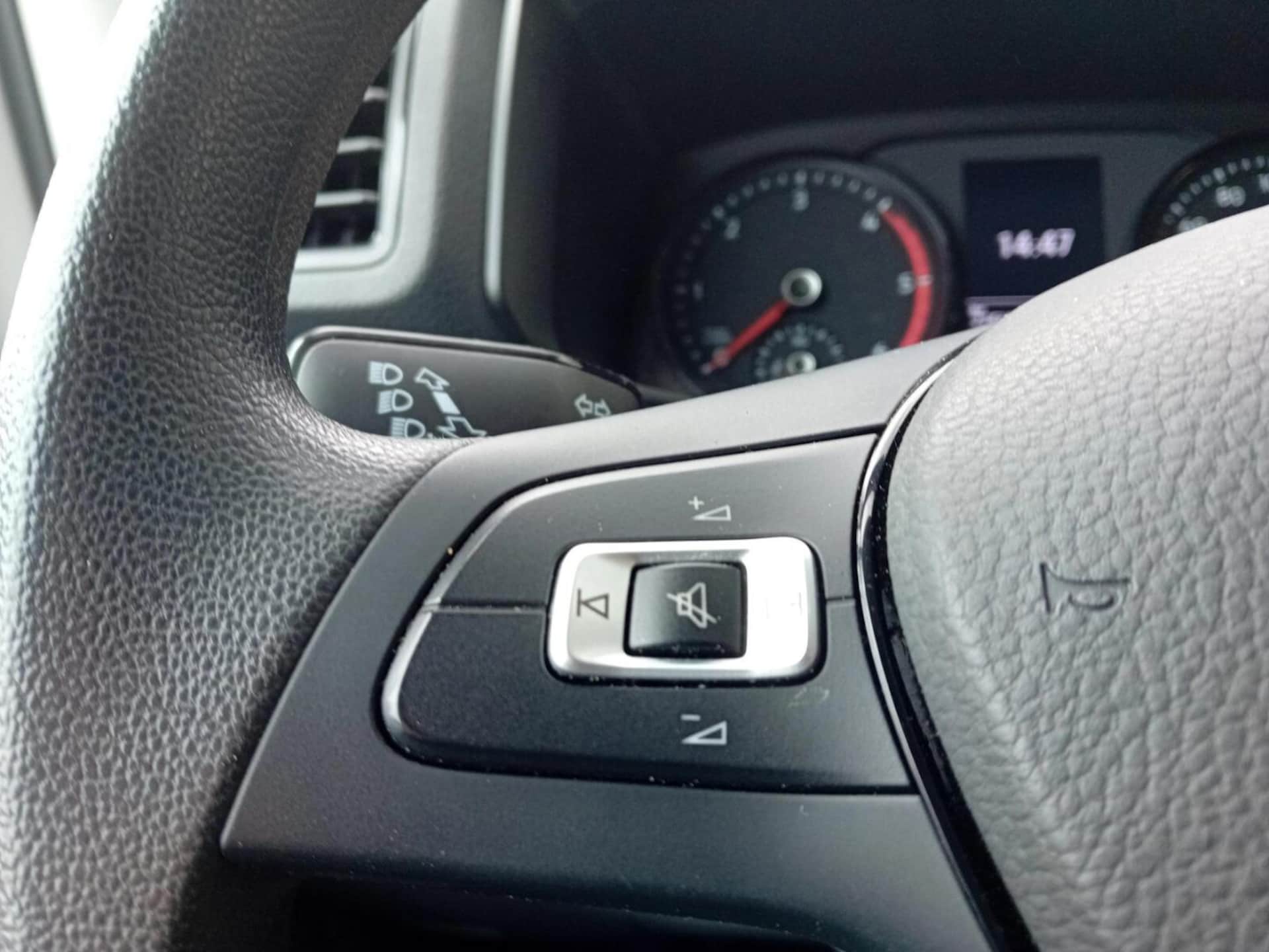 Volkswagen Crafter Furgon długi rozstaw osi