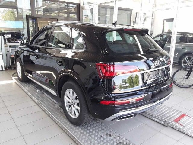 Image about Audi Q5 40 TDI quattro S tronic