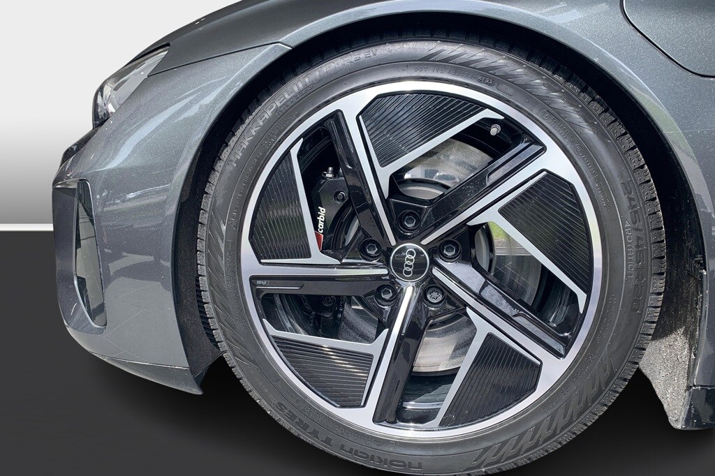 Bild som visar&nbsp;Audi RS e-tron GT&nbsp;RS e-tron GT 440,00 kW - för mer information kontakta din Audi Partner