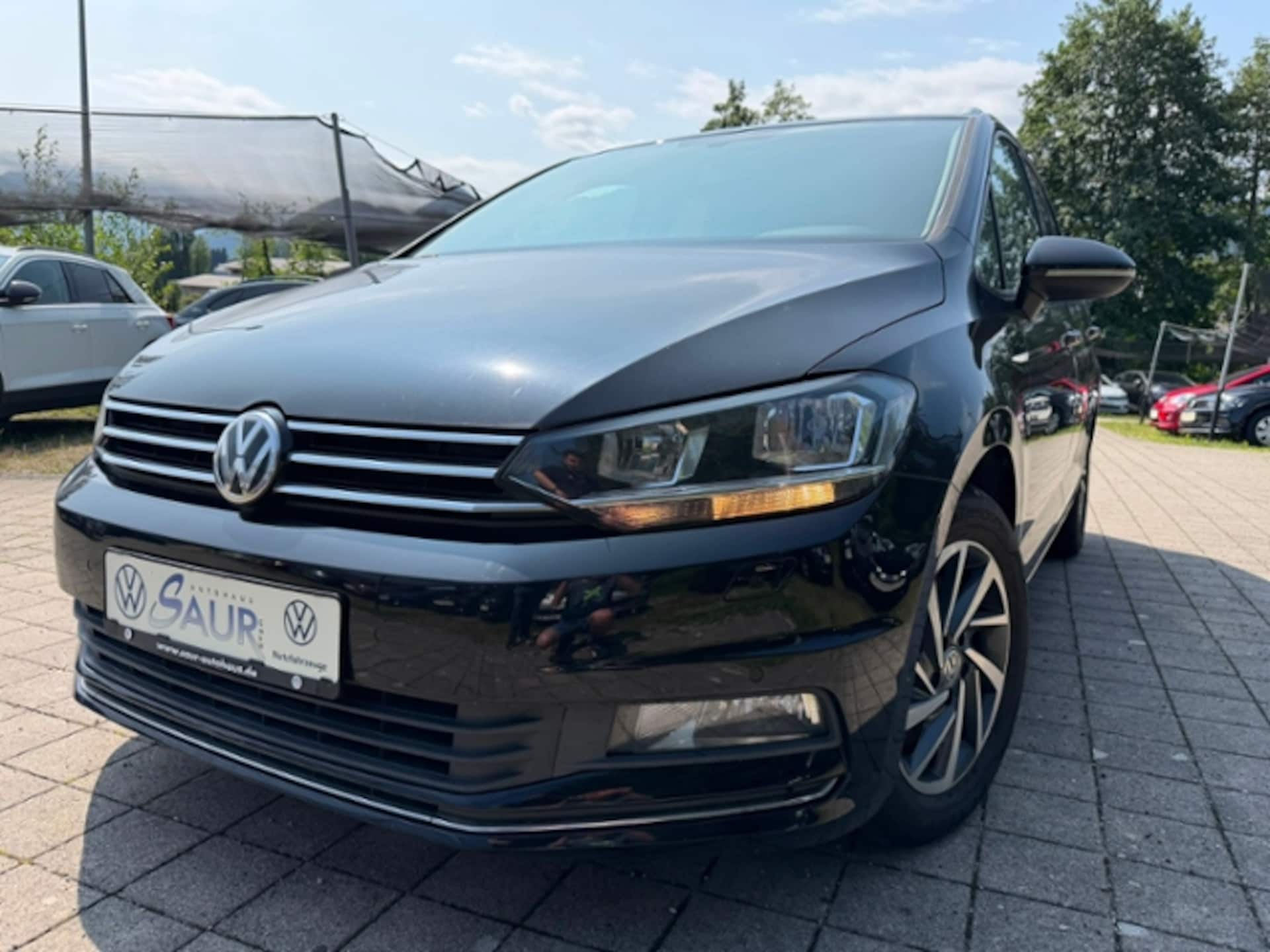 Volkswagen Touran SOUND