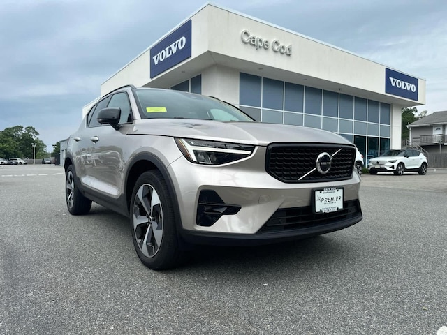 2023 Volvo XC40