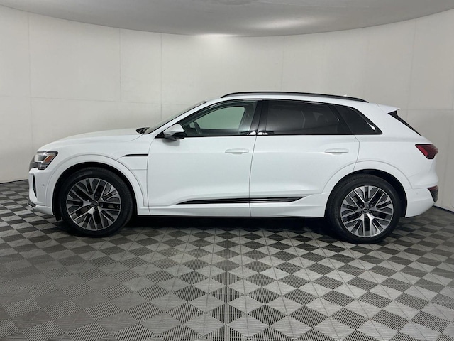 2024 Audi Q8 e-tron