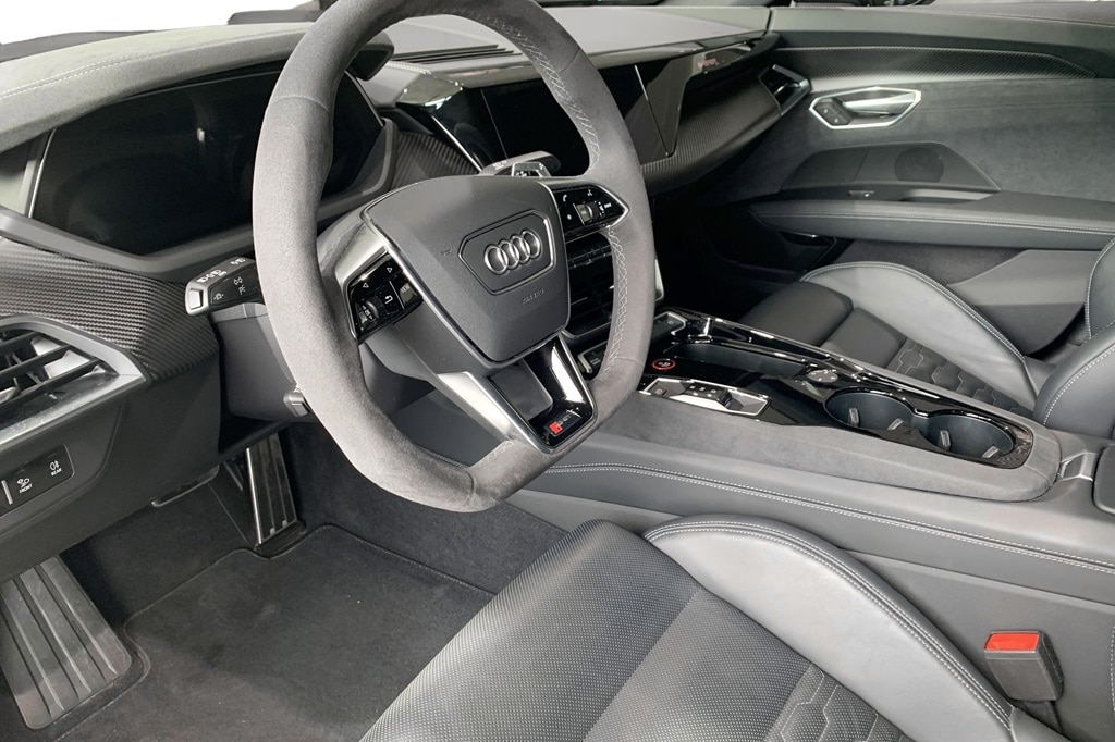 Bild som visar Audi RS e-tron GT RS e-tron GT 440,00 kW - för mer information kontakta din Audi Partner