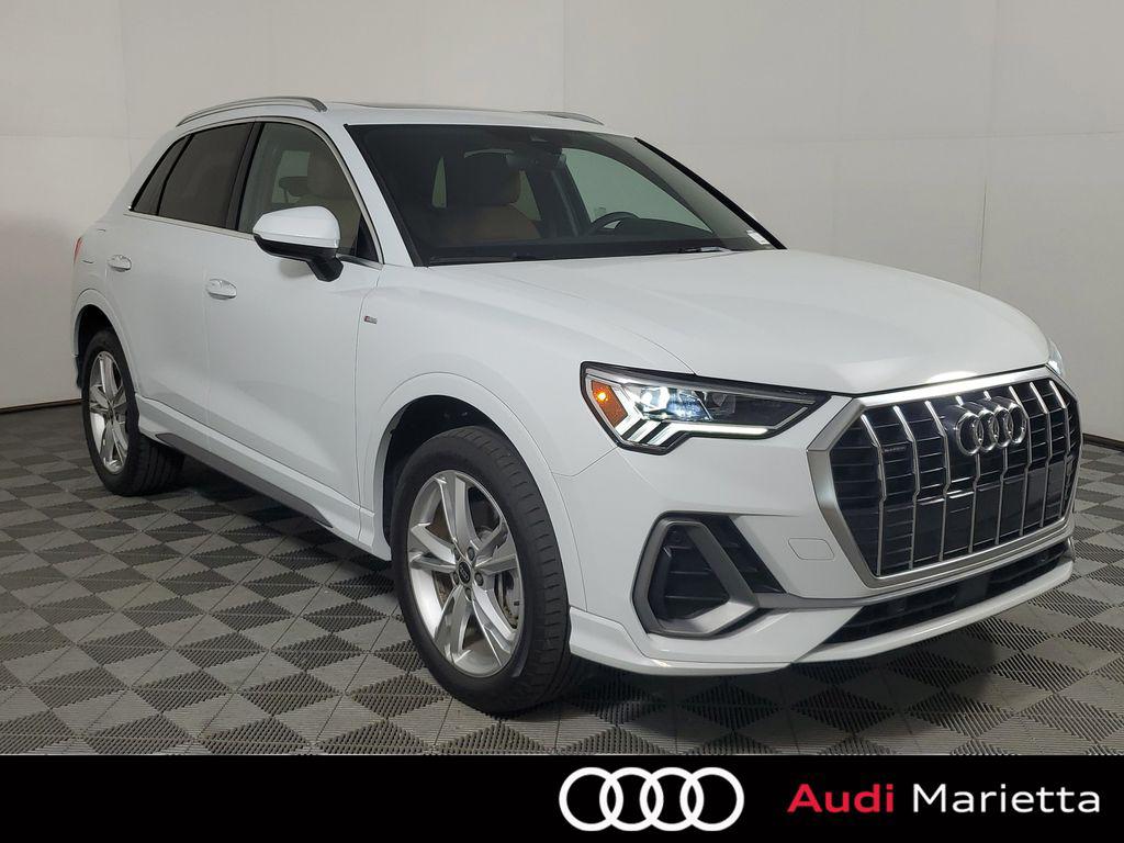 2023 Audi Q3 45 TFSI S Line Premium quattro's photo