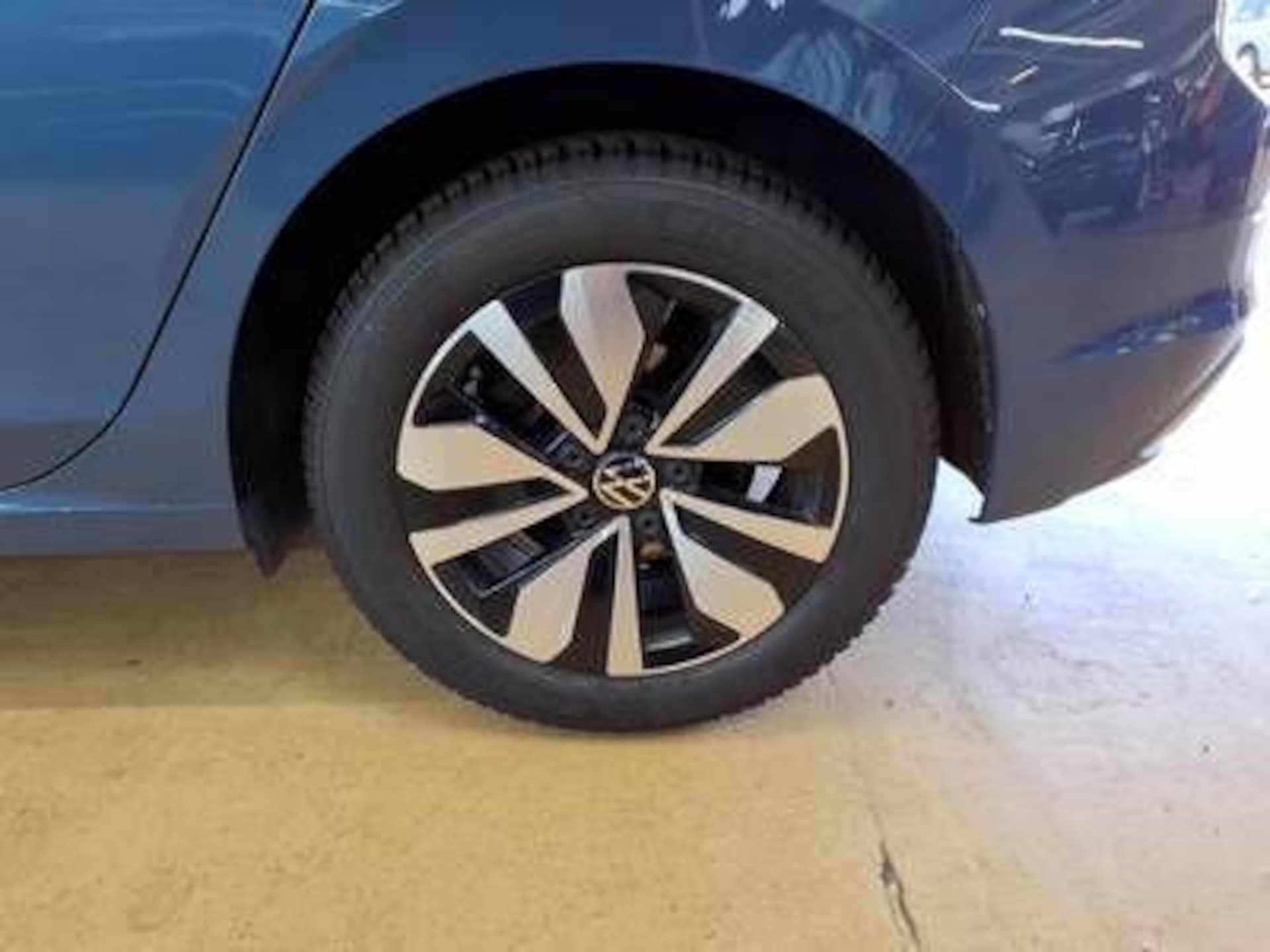 Volkswagen Golf Life