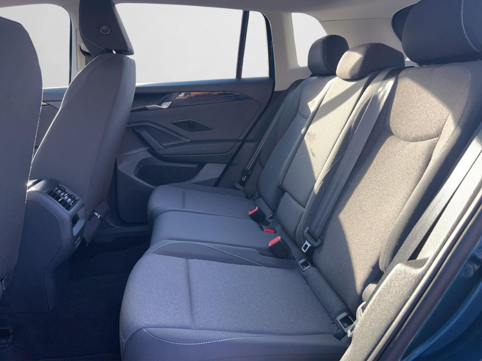 Volkswagen Tiguan – Bild 14