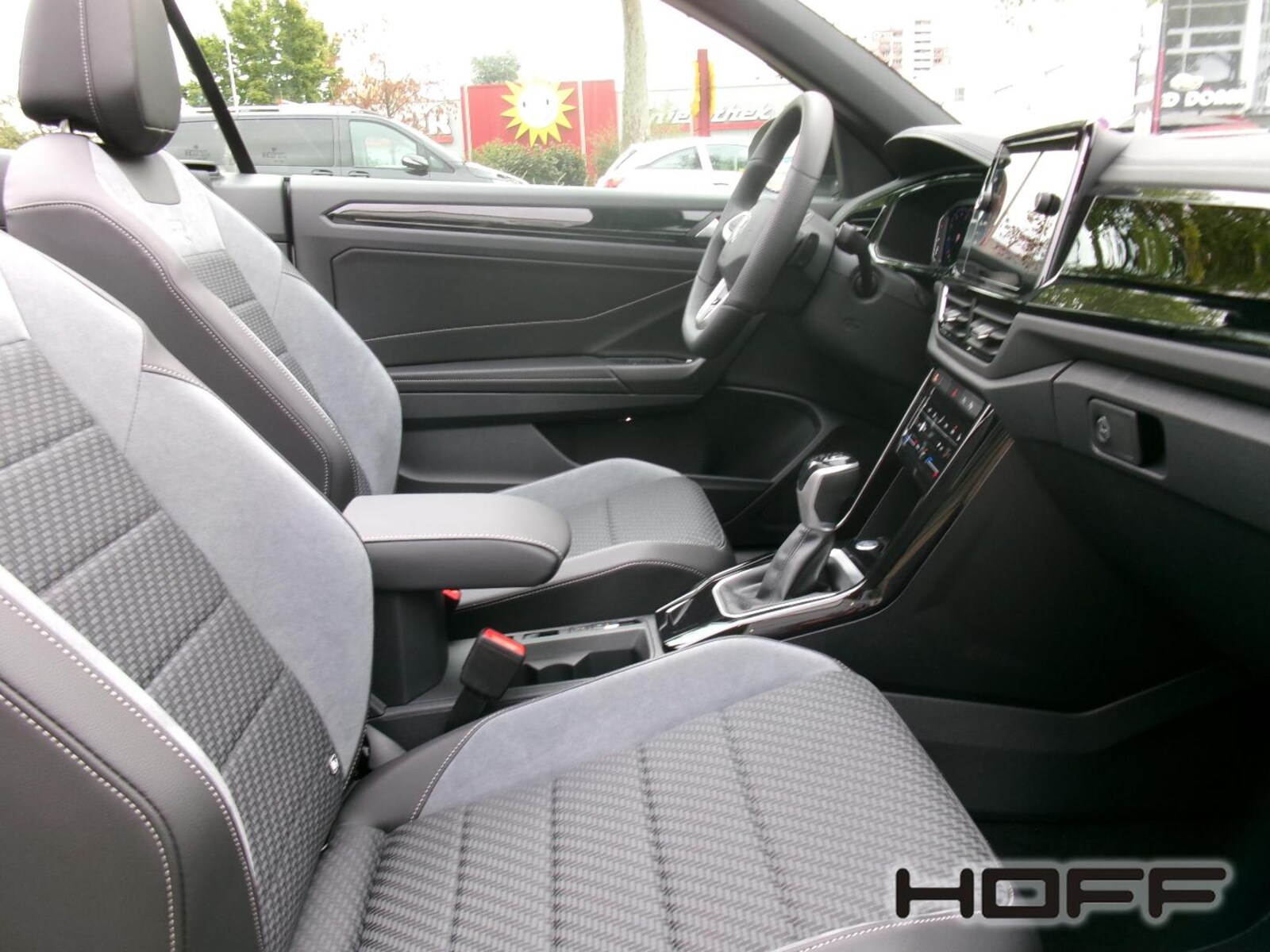 Volkswagen T-Roc Cabriolet – Bild 10