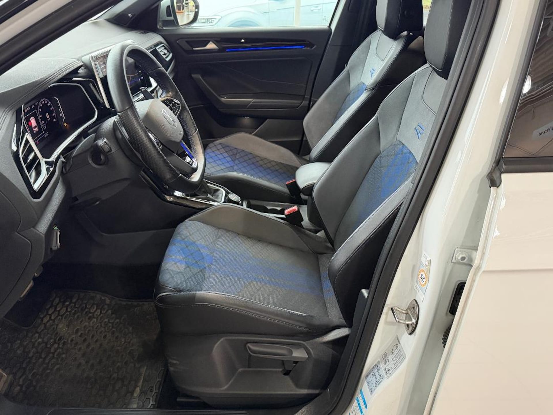 Volkswagen T-Roc R