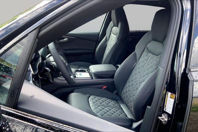 2026 Audi SQ7 Premium Plus - Photo 8